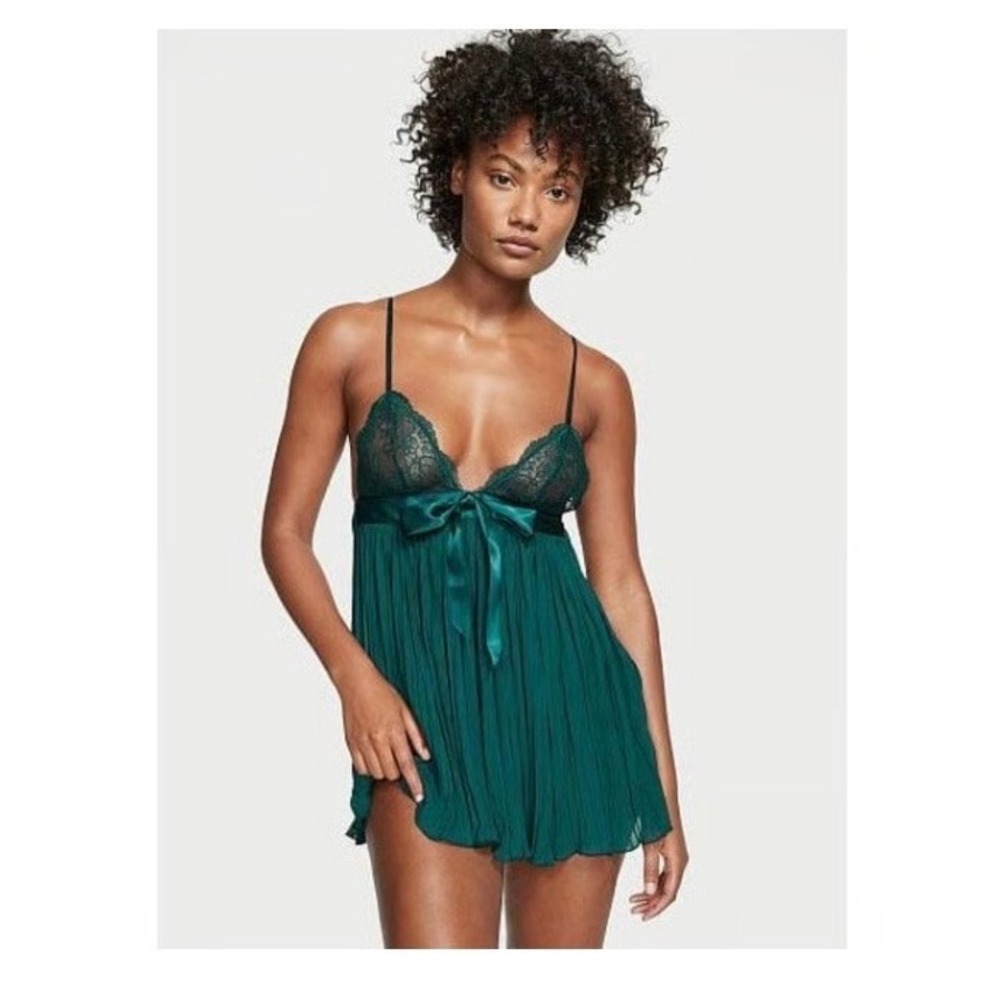 Victoria's Secret Emerald Green Lace Pleat Babydoll Chemise L Satin Bow Lingerie